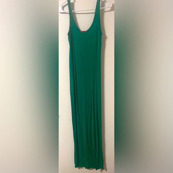 Boohoo size 8 green sleeveless maxi dress. Great condition. - Picture 2 of 4